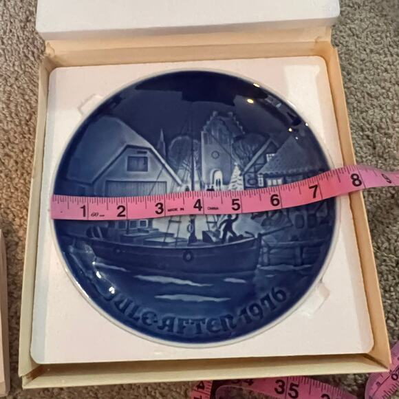 Copenhagen Porcelain Collectibles Plate Jule After 1976 Christmas Welcome - Picture 7 of 8